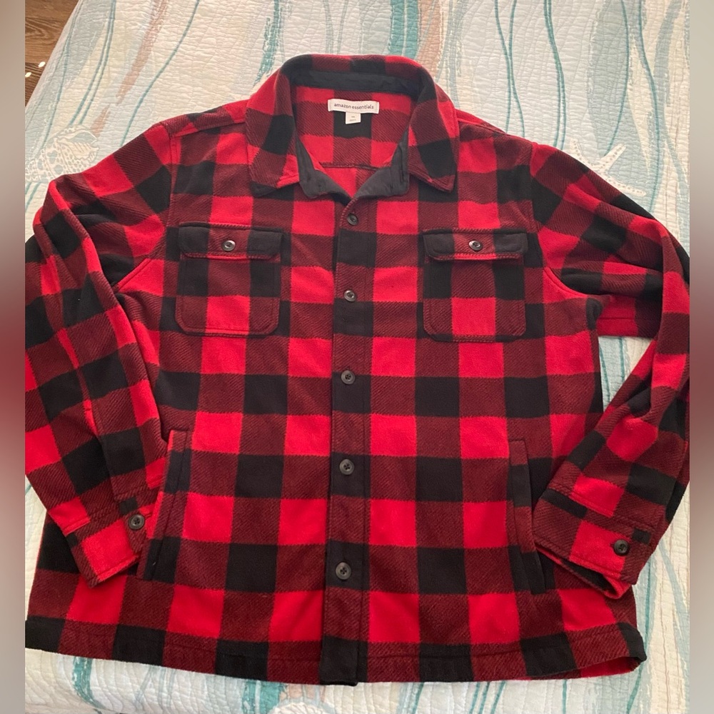 Amazon Essentials Red and Black Plaid fleece Shirt jacket XXL